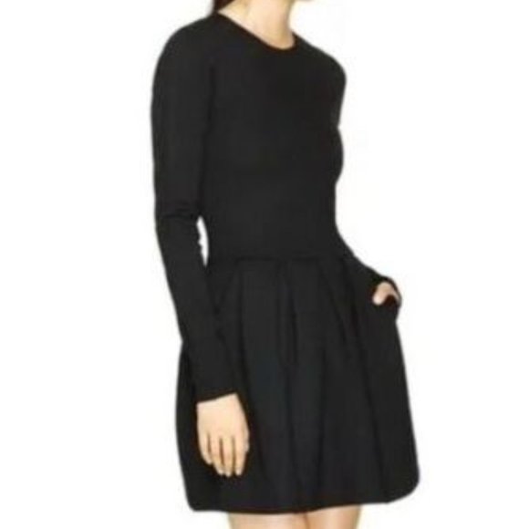 ARITZIA Fit and Flare black dress Size XXS long sleeve - Picture 3 of 5